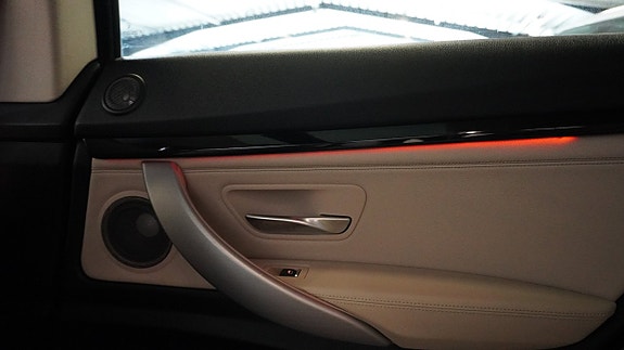 BMW 320d 13 of 25