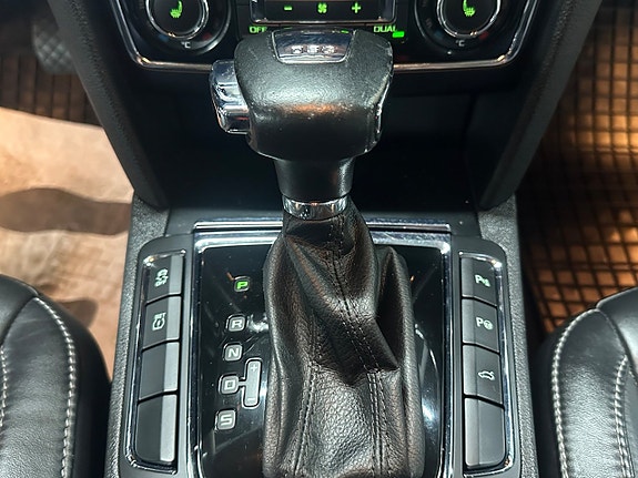 Skoda Superb 15 of 30