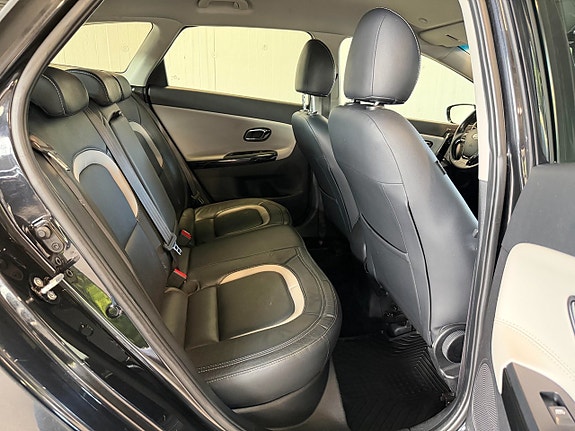 Kia Ceed 14 of 17