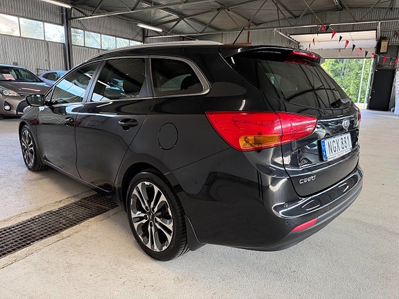 Kia Ceed 3 of 17