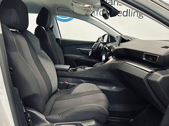 Peugeot 5008 9 of 13