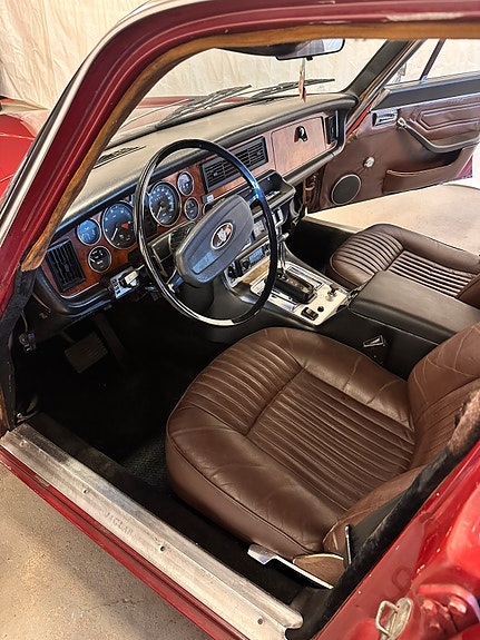 Jaguar XJ 5 of 6