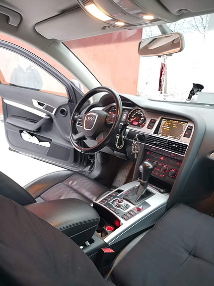 Audi A6 allroad 2 of 7