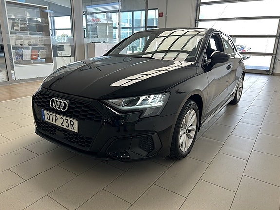 Audi A3 3 of 19
