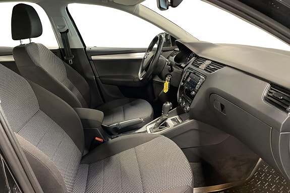 Skoda Octavia 14 of 27