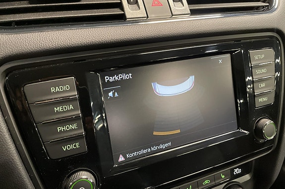 Skoda Octavia 18 of 27