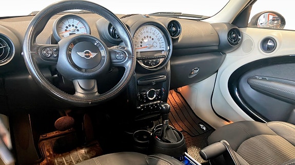 MINI Countryman Cooper D 4 of 9
