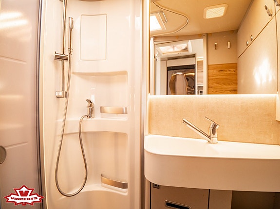 Hymer EXSIS-T 580 *Långbädd *Automat *Solcell 15 of 22
