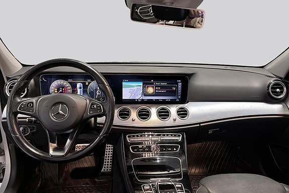 Mercedes-Benz E220 d 7 of 14