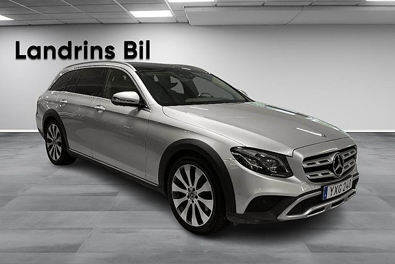 Mercedes-Benz E220 d 3 of 14
