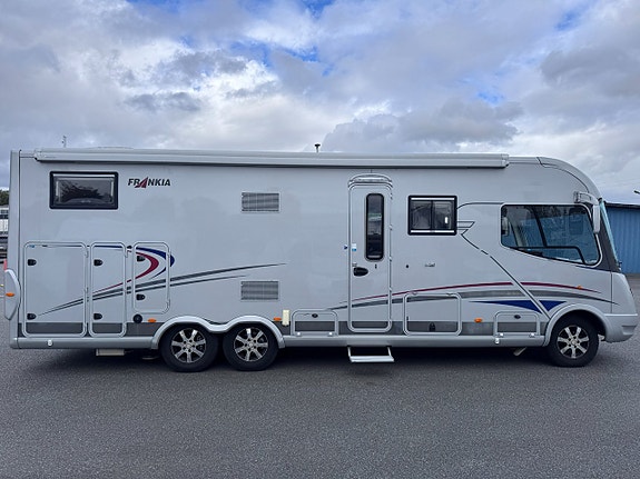 Frankia 840 GD 3 of 30