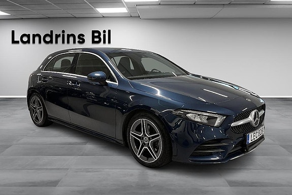 Mercedes-Benz A180 3 of 14