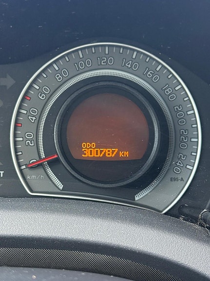 Toyota Auris 14 of 14