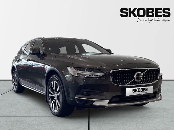 Volvo V90 Cross Country