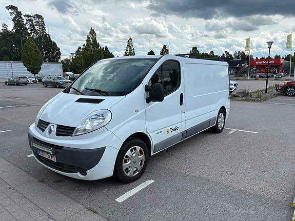 Renault Trafic 2 of 6