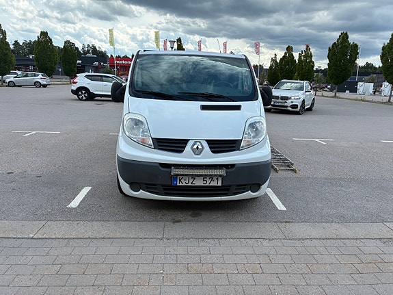 Renault Trafic 3 of 6