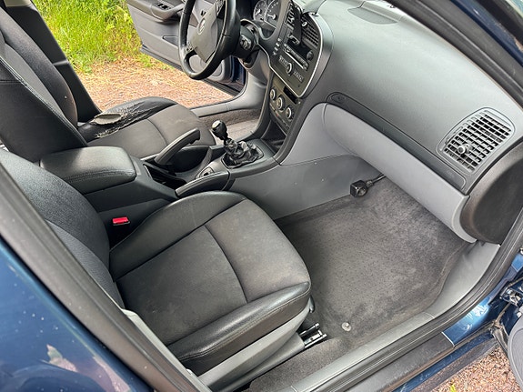 Saab 9-3 8 of 19