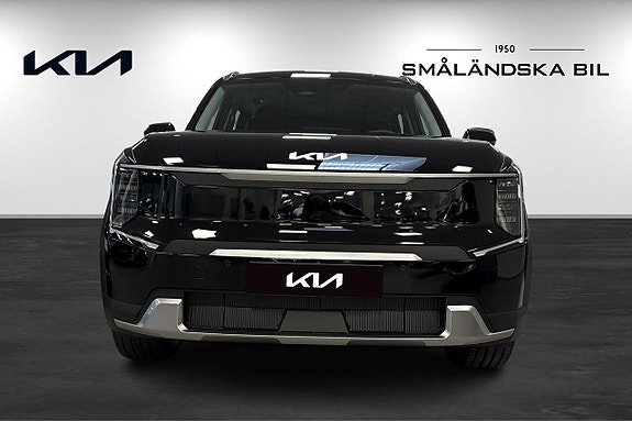 Kia EV9 2 of 14