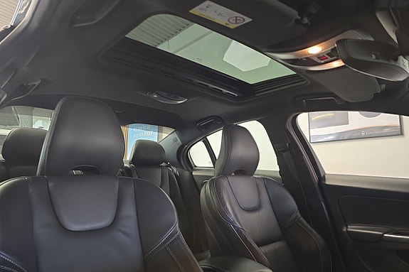 Volvo S60 8 of 19