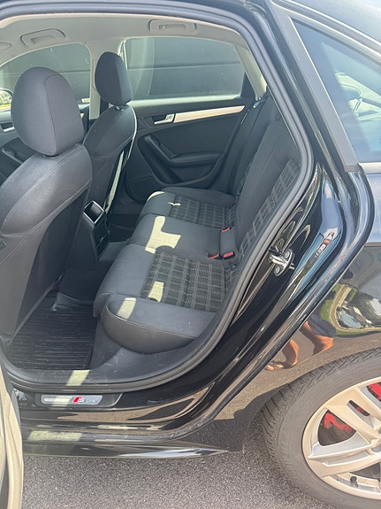 Audi A4 10 of 10
