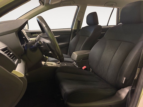 Subaru Outback 8 of 23