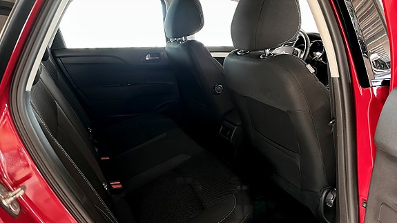 Citroen C4 5 of 9