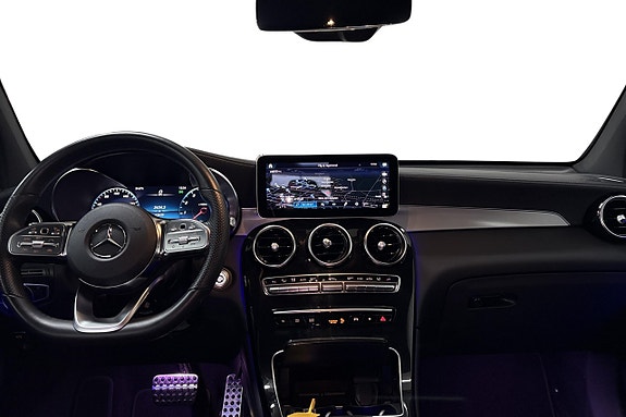 Mercedes-Benz GLC200 8 of 11