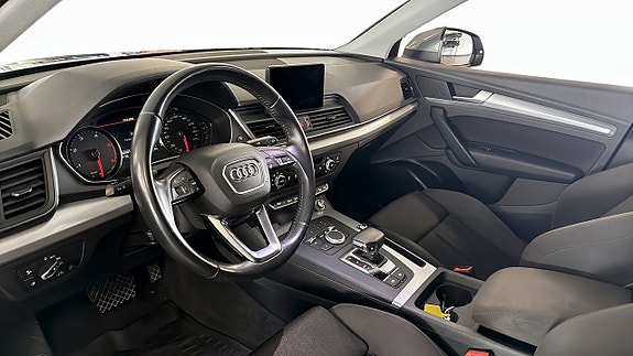 Audi Q5 7 of 16