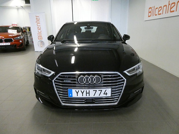 Audi A3 8 of 16