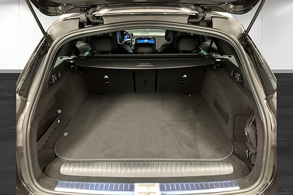 Mercedes-Benz E300 de 17 of 23