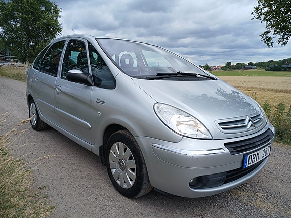 Citroen Xsara Picasso 2 of 8