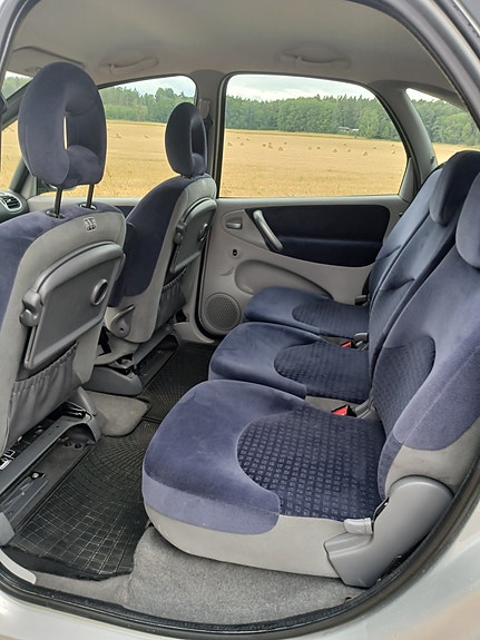 Citroen Xsara Picasso 6 of 8