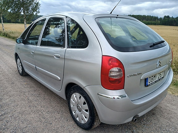 Citroen Xsara Picasso 4 of 8