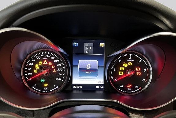 Mercedes-Benz GLC250 d 10 of 14