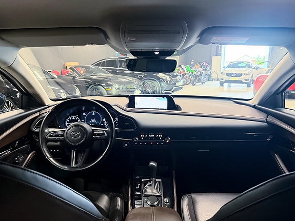 Mazda CX-30 3 of 27