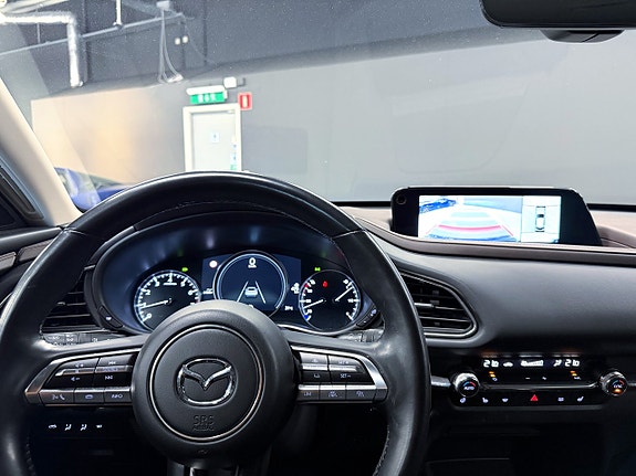 Mazda CX-30 25 of 27