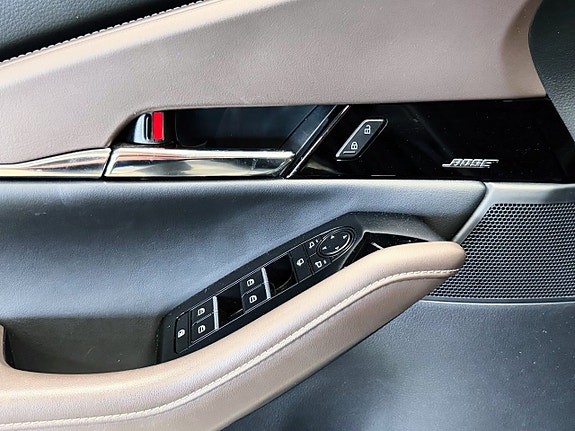 Mazda CX-30 27 of 27