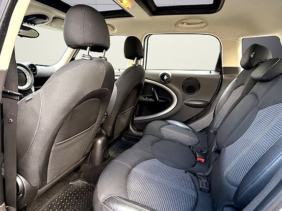 MINI Countryman Cooper D 18 of 23