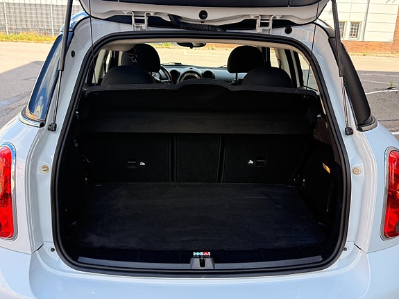 MINI Countryman Cooper D 17 of 23