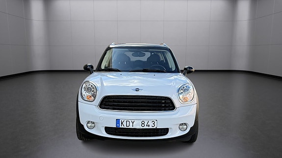 MINI Countryman Cooper D 8 of 23