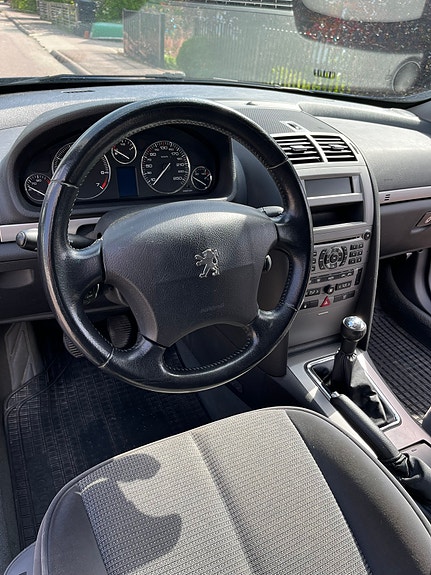 Peugeot 407 6 of 8