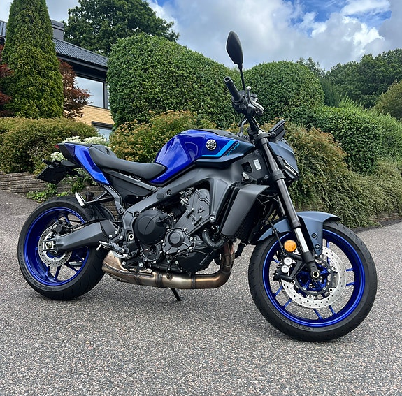 Yamaha MT-09 6 of 6