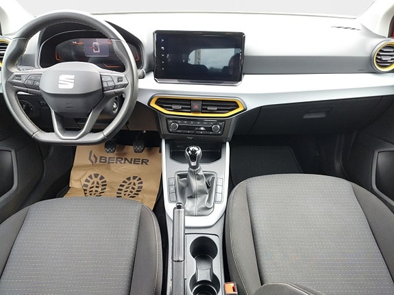 Seat Arona 9 of 14