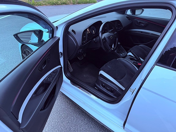 Seat Leon 10 of 28