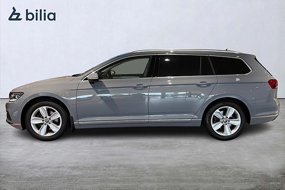 Volkswagen Passat 6 of 22