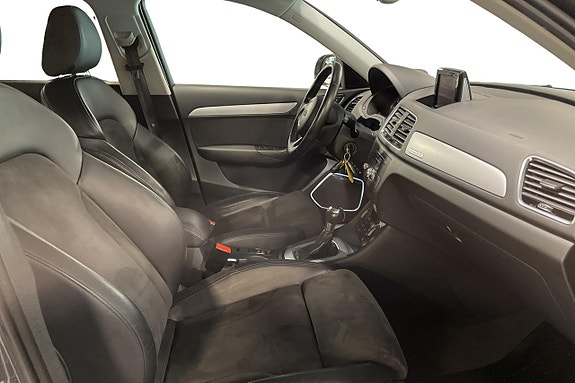 Audi Q3 14 of 30