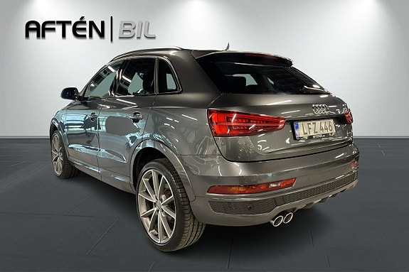 Audi Q3 8 of 30