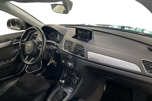 Audi Q3 15 of 30