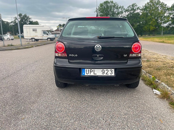 Volkswagen Polo 5 of 15