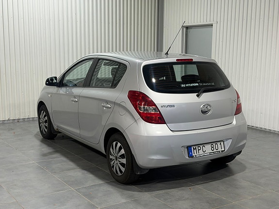 Hyundai i20 7 of 14